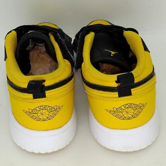 Nike Air Jordan 1 Boys Yellow & Black Slip On Sneakers - 1Y - Picture 4 of 7